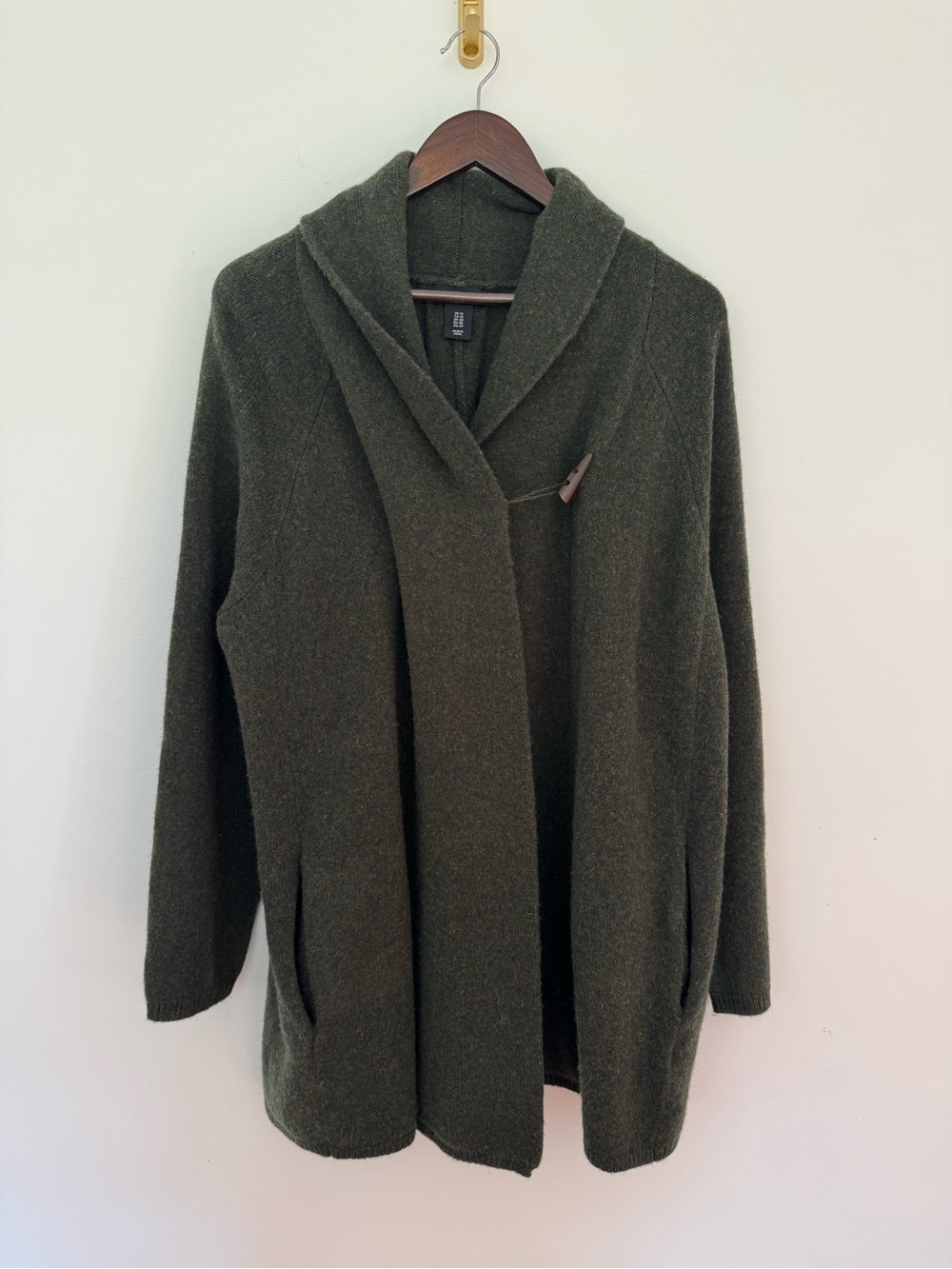 Adrienne Vittadini wool yak cardigan 1X olive green shawl collar toggle sweater